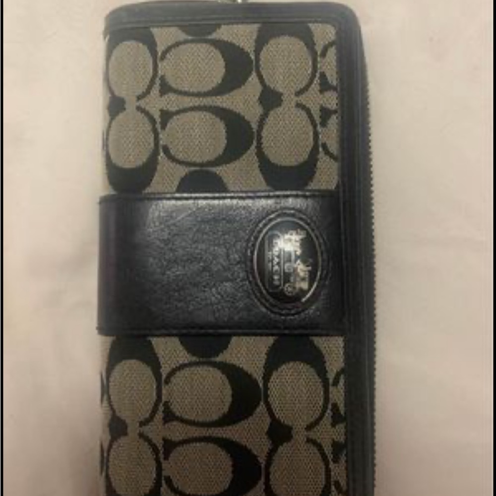 Black COACH wallet